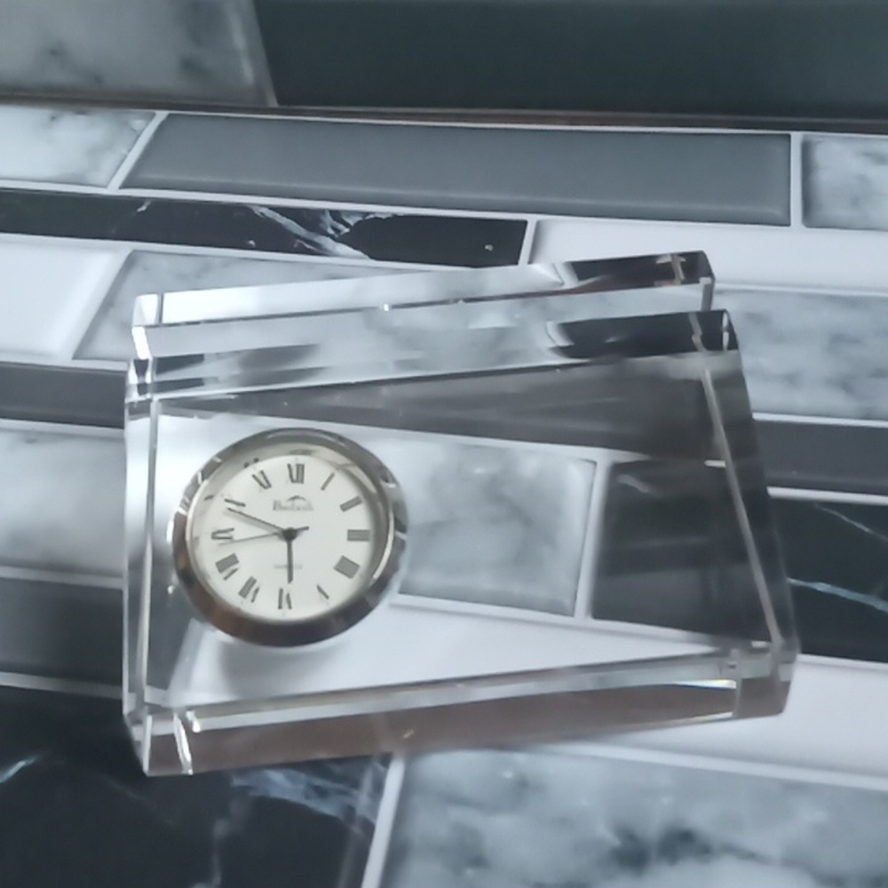 Badash CLEAR CUT CRYSTAL BUSINESS CARD HOLDER DESK ANALOG QUARTZ CLOCK - Picture 7 of 11